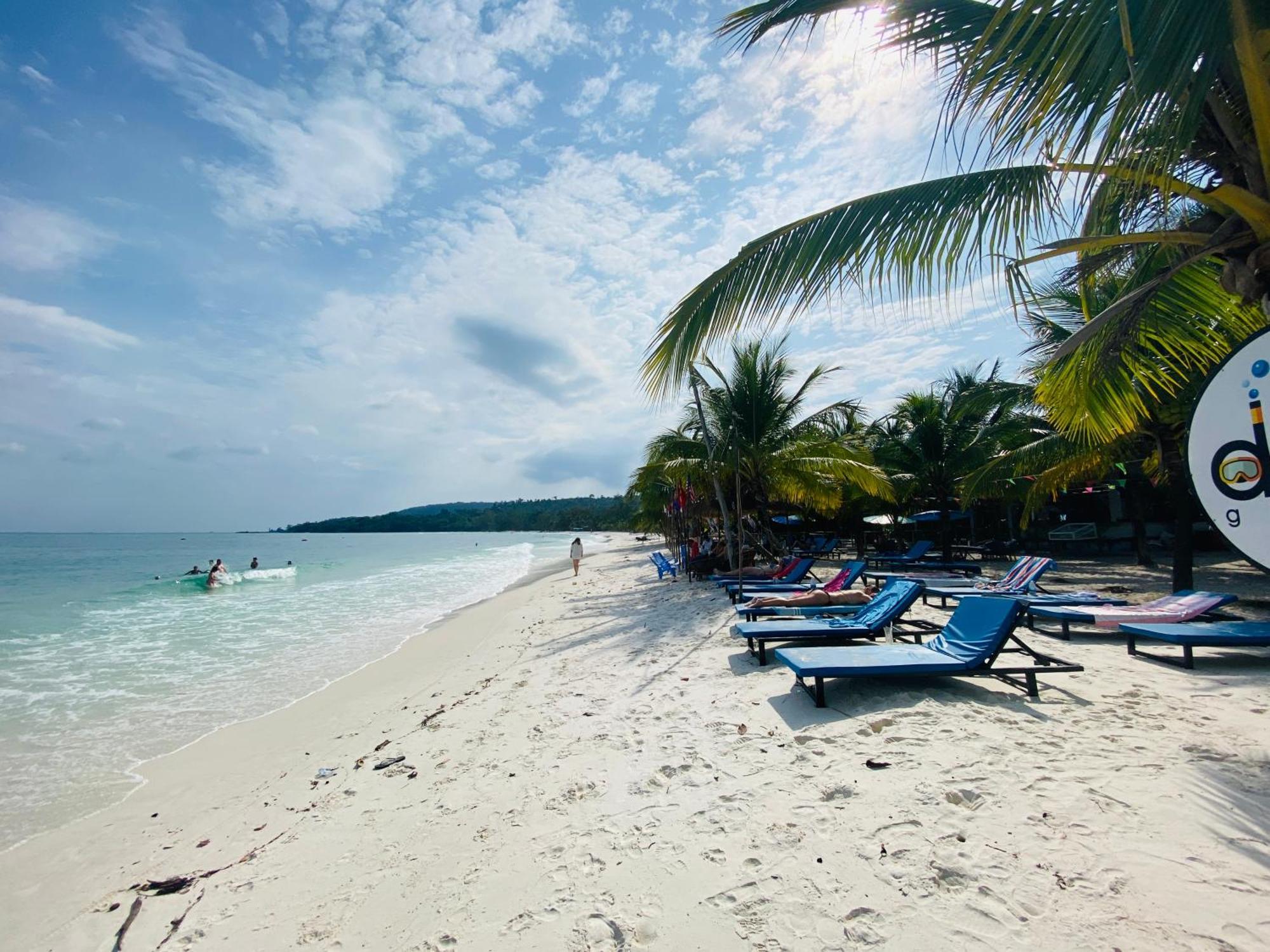 Koh Rong Beach Hostel And Bungalows Kaoh Touch Zewnętrze zdjęcie