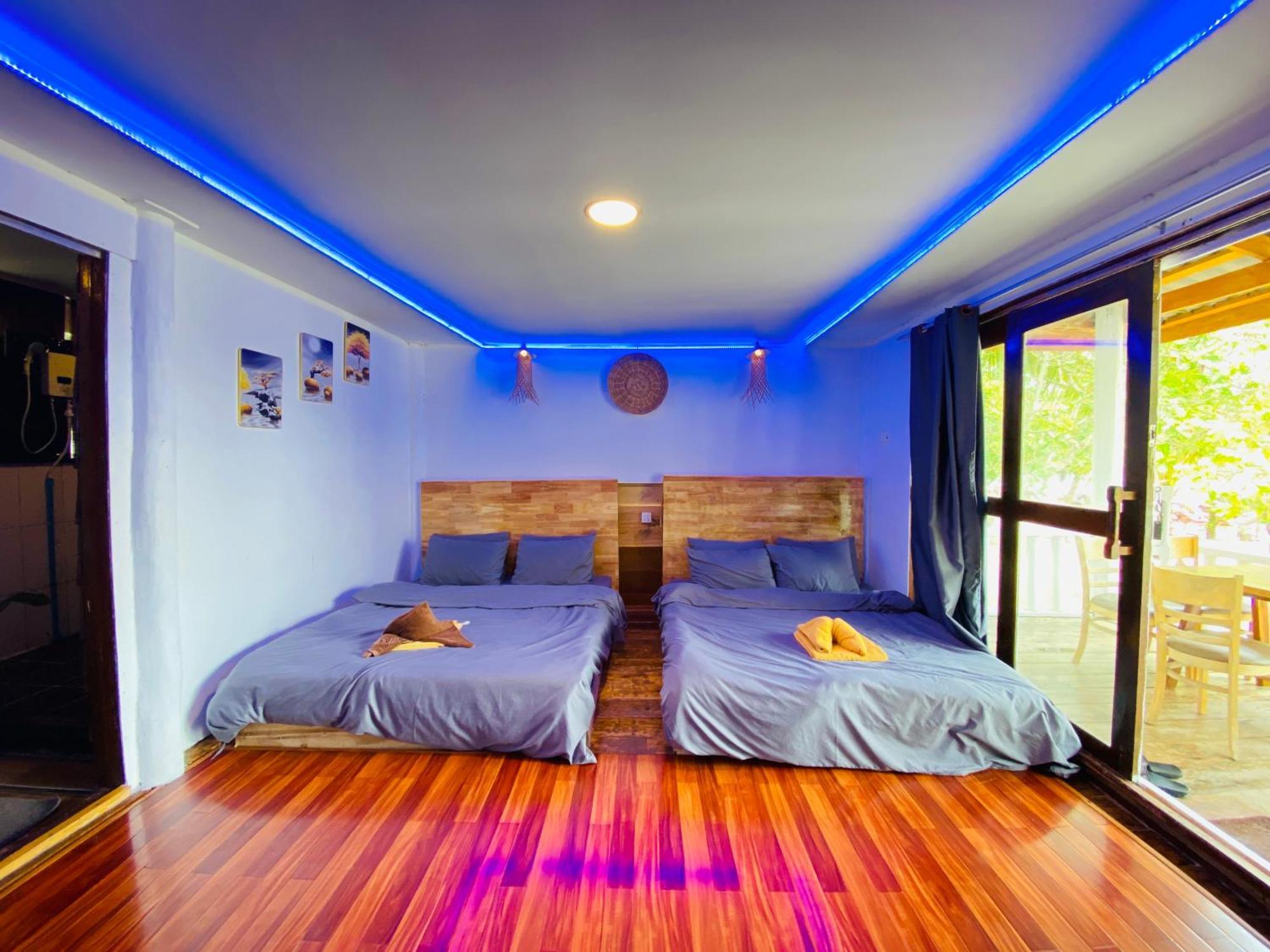 Koh Rong Beach Hostel And Bungalows Kaoh Touch Zewnętrze zdjęcie